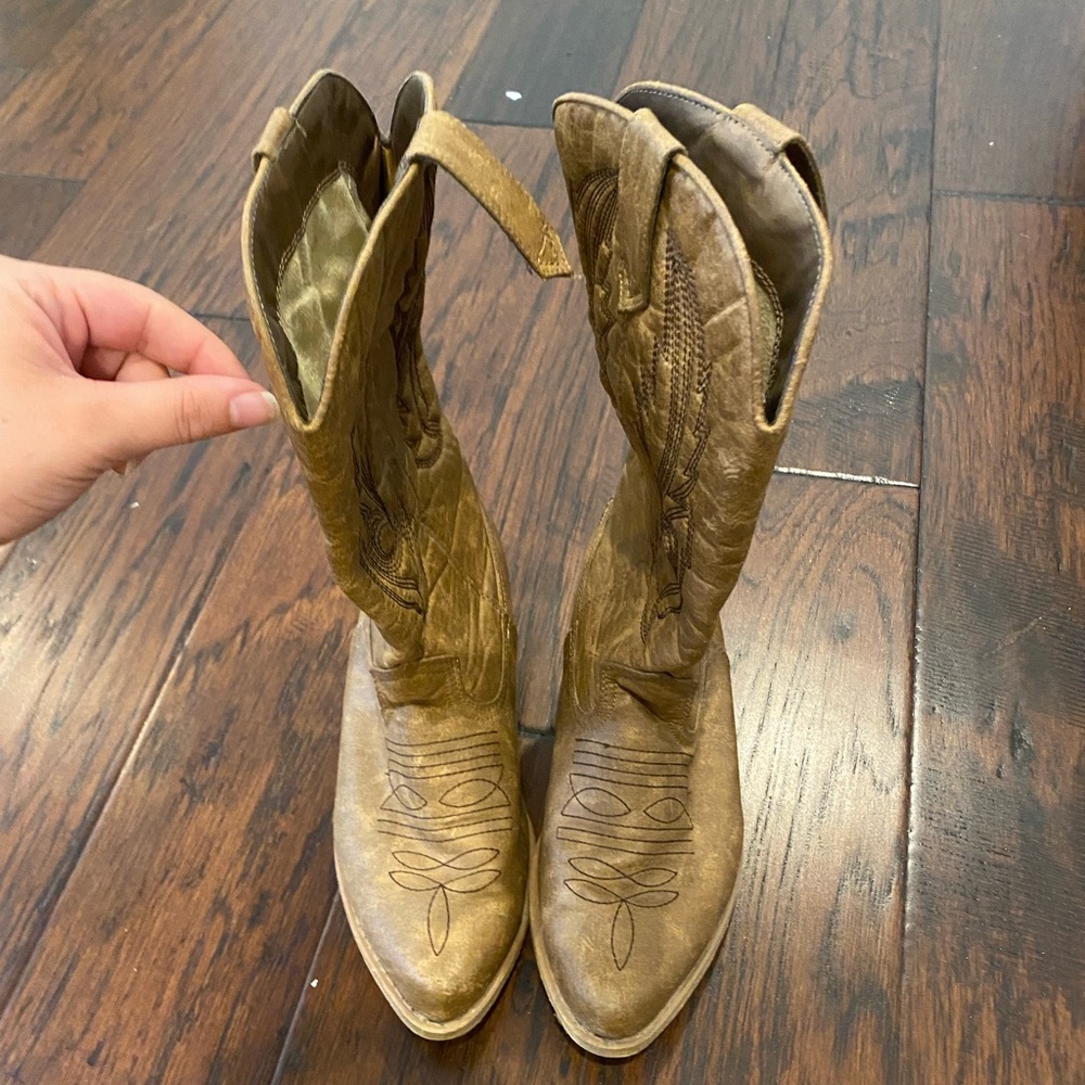 Cowboy boots - Coconuts